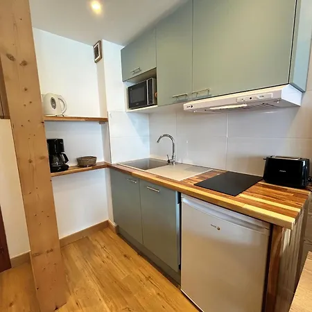 Renove Au Pied Des Pistes Avec Balcon A - Fr-1-502-577 דירה