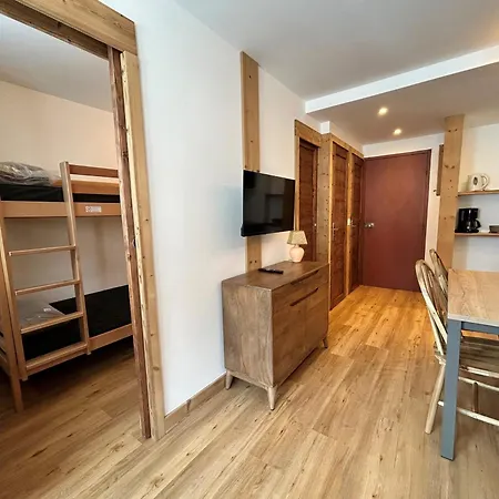 Renove Au Pied Des Pistes Avec Balcon A - Fr-1-502-577 דירה טיגנס